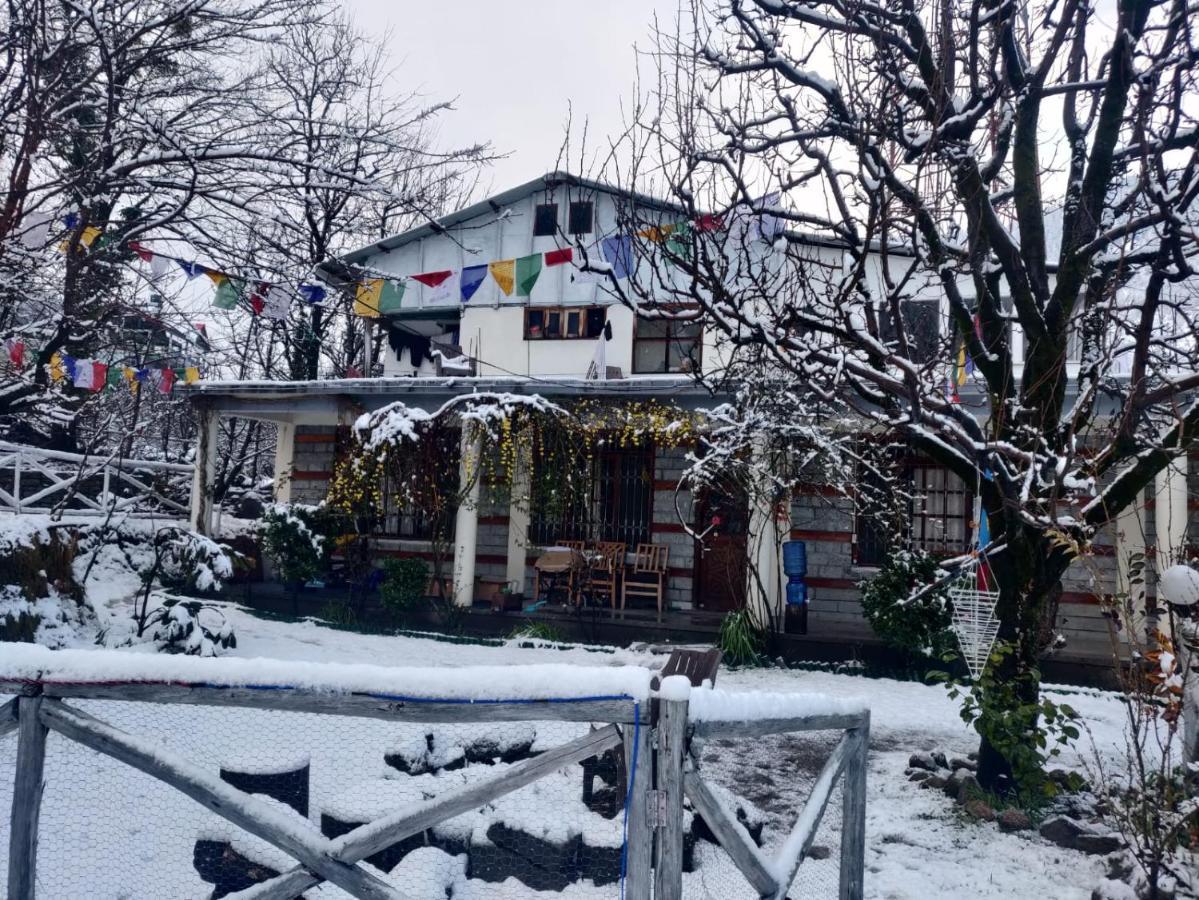 Mars Monkey Hostel & Cafe Manali  Exterior photo